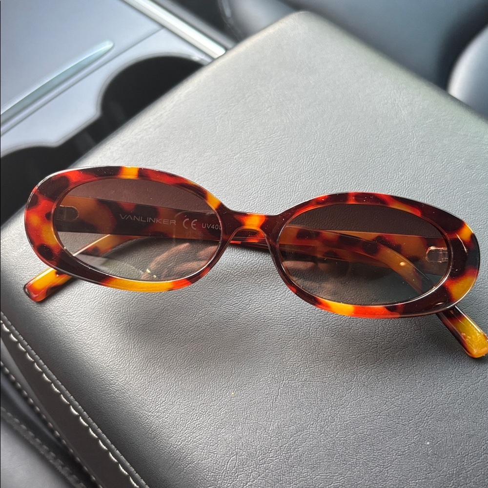 VanLinker Tortoise Shell Oval Sunglasses small mi… - image 2
